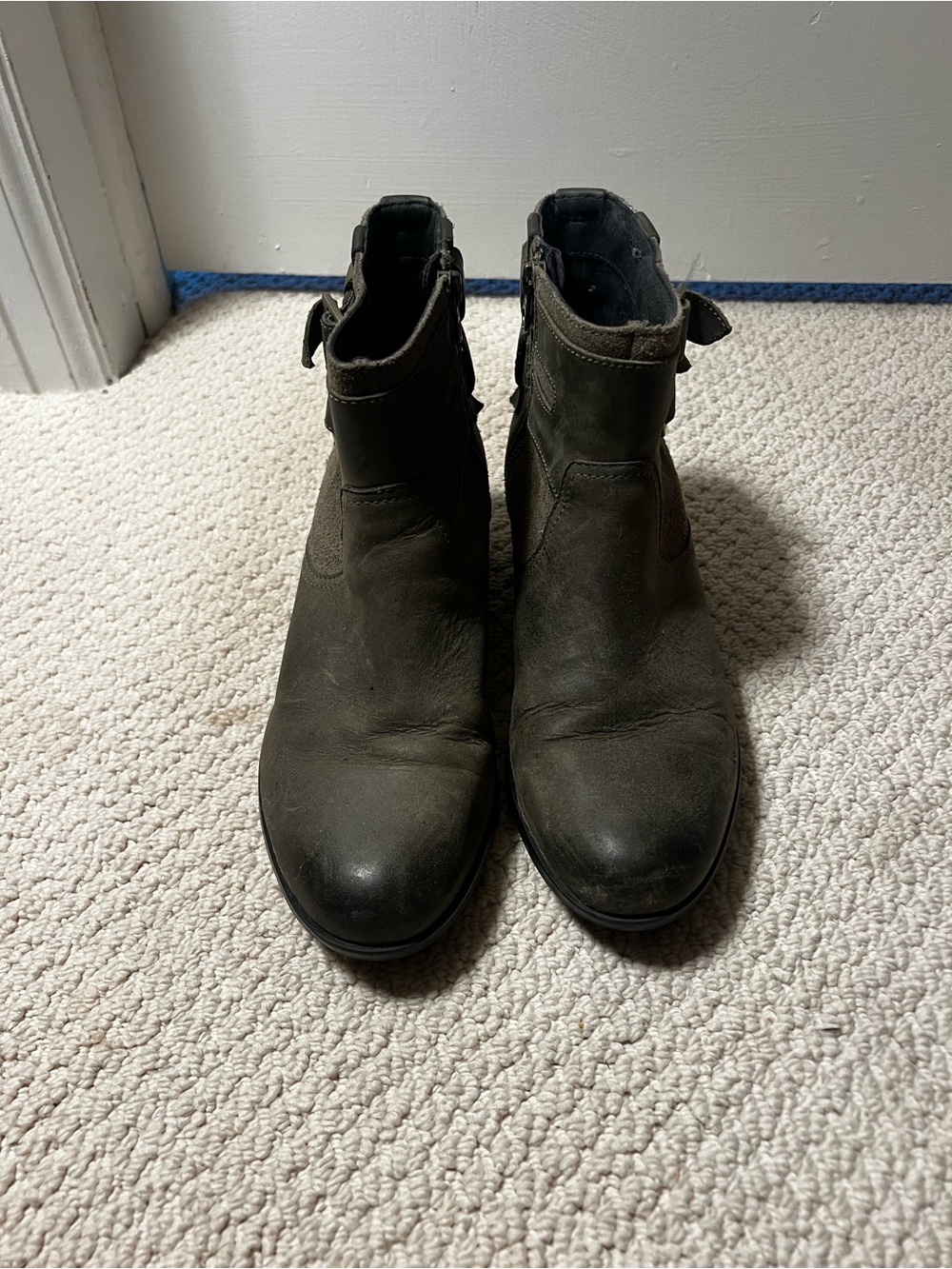 Sorel Women's Dark Olive Green Ankle Booties